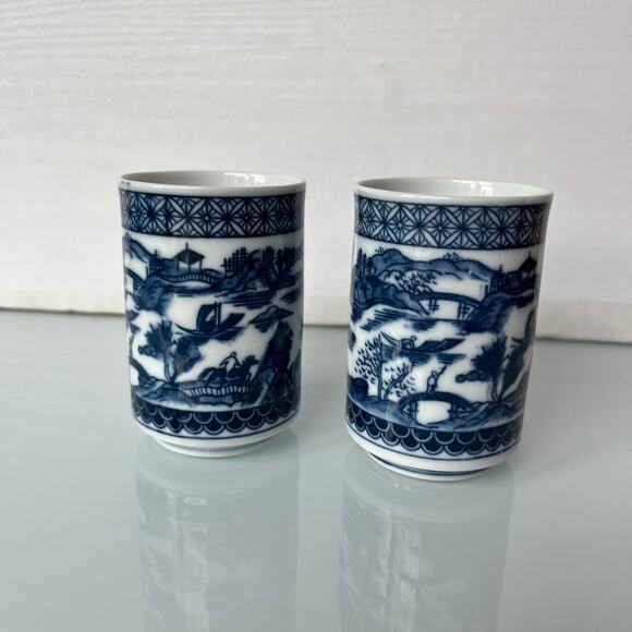 Japanese Blue & White Willow Landscape Tea Cup 6 oz Made in Japan chinoiserie - Picture 9 of 9